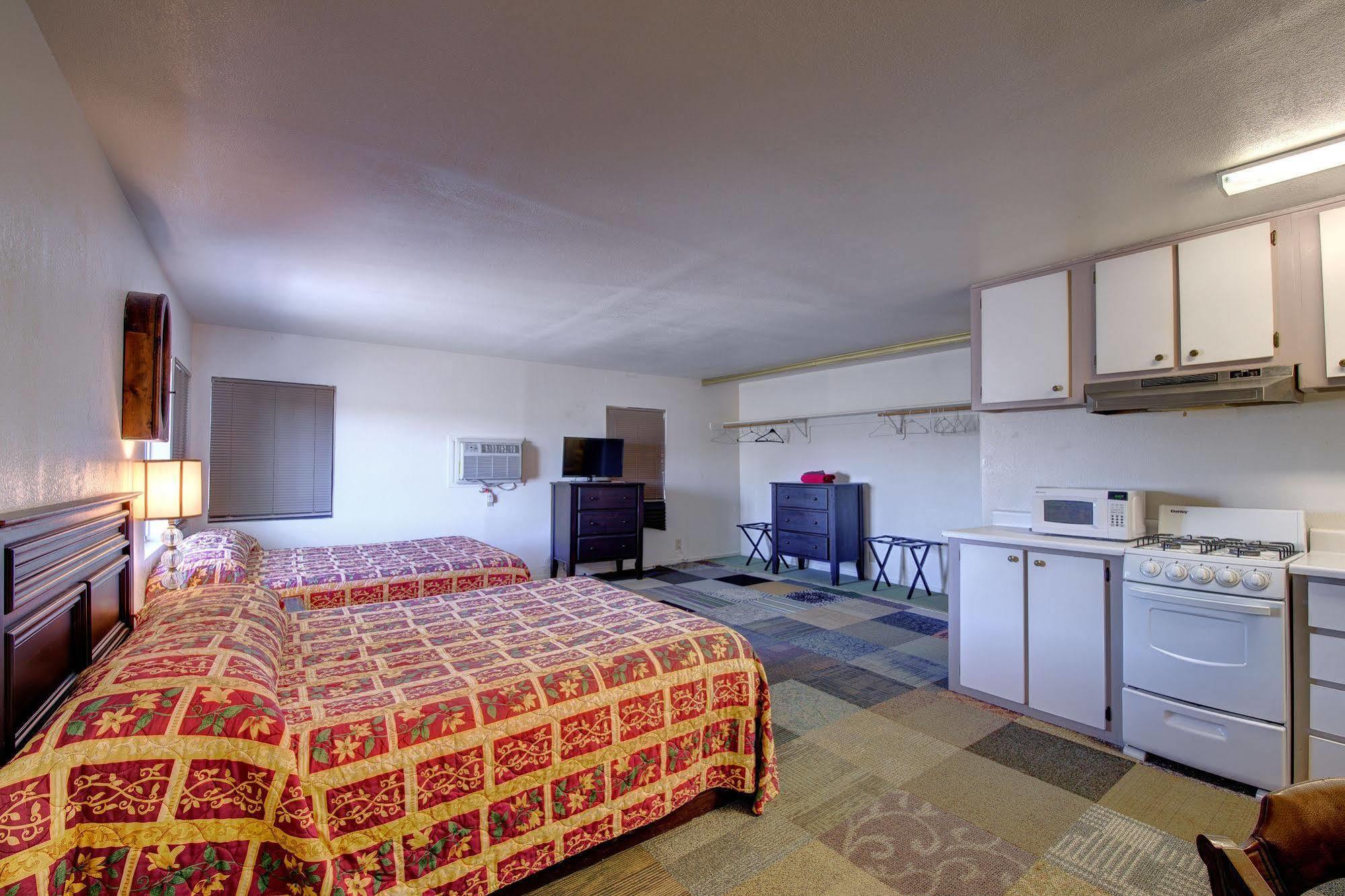 Crimson Hills Motel Parowan ภายนอก รูปภาพ